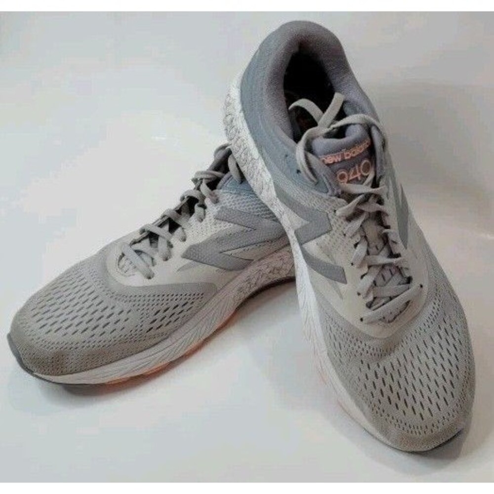 New Balance 940v4 Womens Running Shoes Grey Peach Low Top Sneakers Size 13 Used